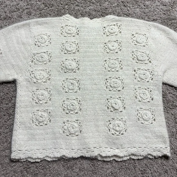 VTG Angora Crochet Knit 3D Flower Pearl Crop Cardigan Sweater S - Picture 7 of 7